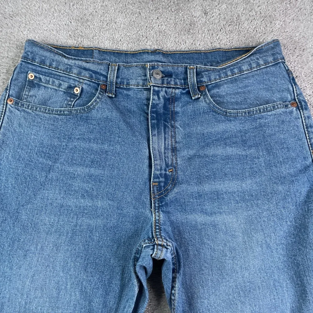 Levis Jeans Mens 34x30 Blue 550 Relaxed Fit Tapered Leg Stretch Denim Pants